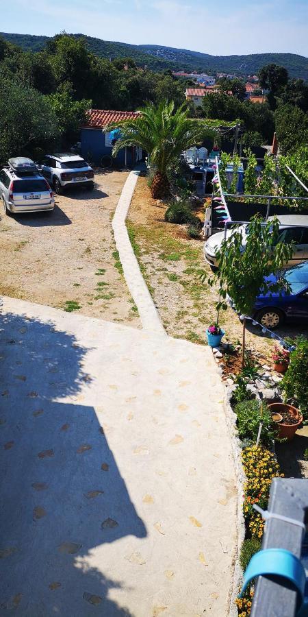 Charming Dalmatian With Panoramic View Apartment Tkon